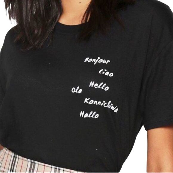 NEW Black Graphic Tee Short Sleeve Crew Neckline Relax Fit T-Shirt - Picture 1 of 4